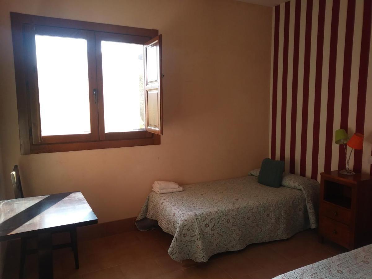 Albergue De Las Estrellas Navarrete Esterno foto